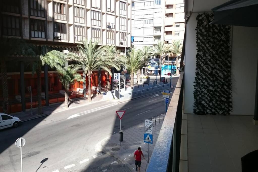 Espacioso Y Centrico Piso Con Zona Chill-Out Alicante Exterior foto